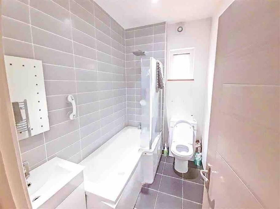 2 Bed * Londra